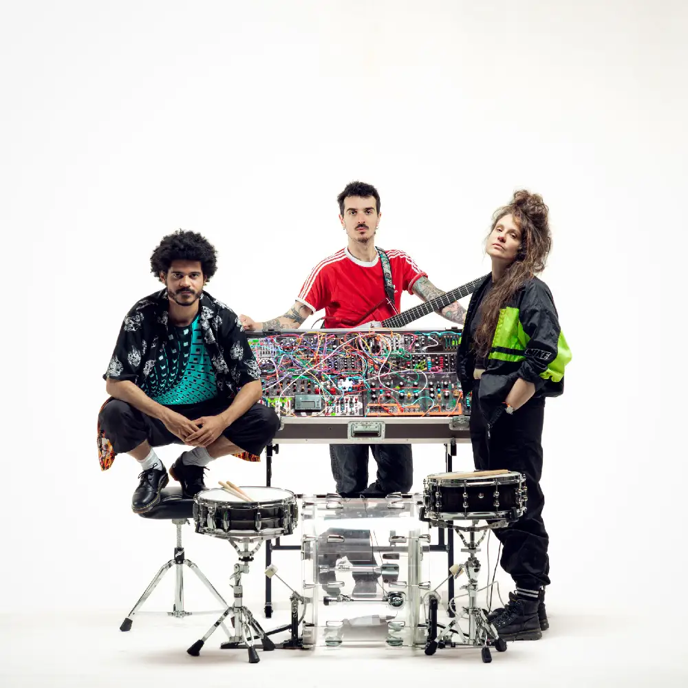 V11 x Rotown presents: Meule